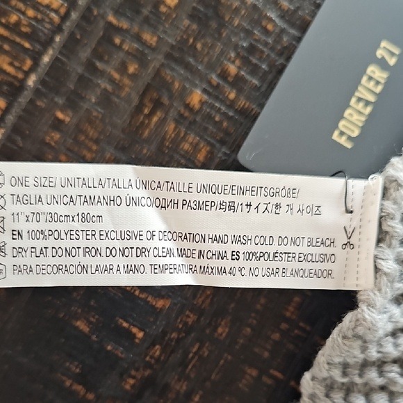 Forever 21 Old Navy Gray and Navy Blue NWT Scarf Bundle with Fringe Hem - Picture 3 of 8